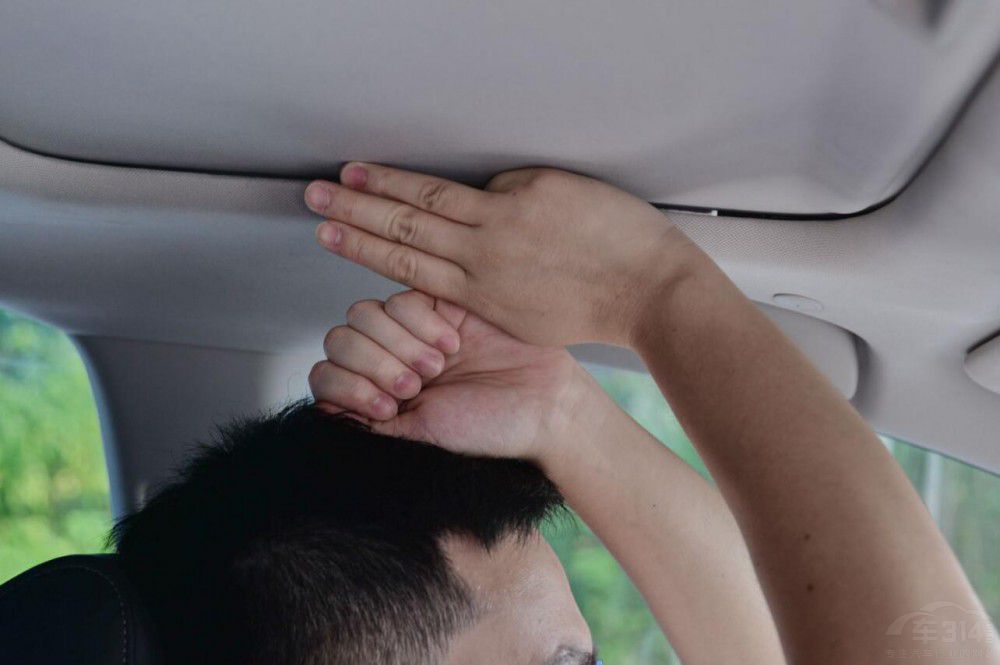 �|�L(f��ng)Ӣ����PK�V���S��P���𣬃�(y��u)��(sh��)������