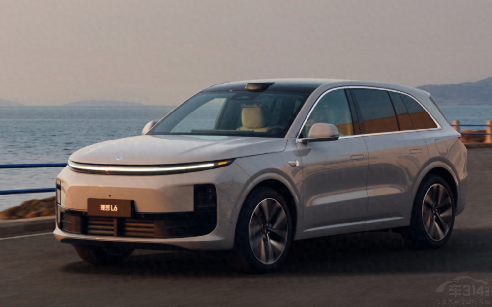 �A(y��)��20���f���I����SUV�����]�@���