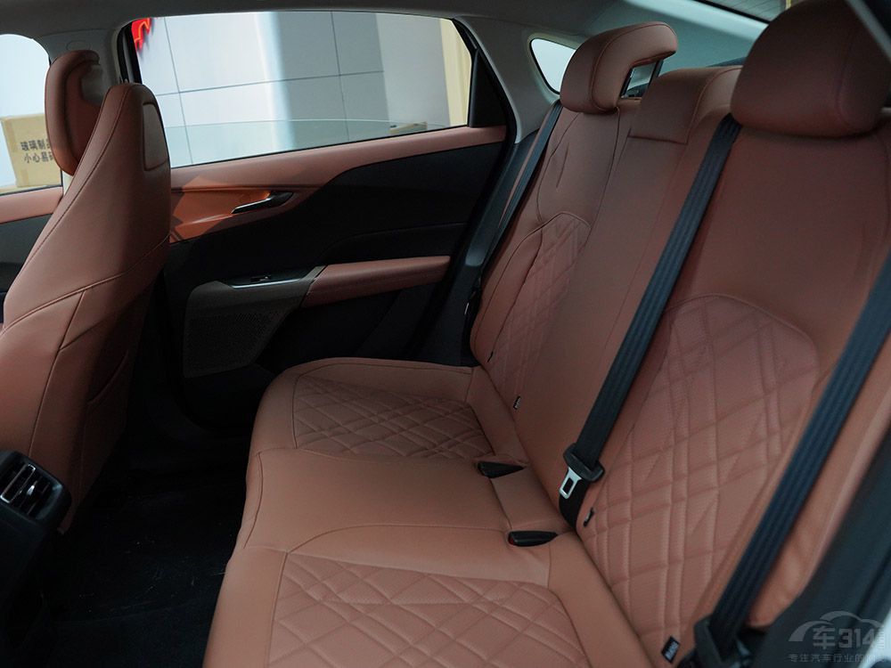 �L����ԴA05PRO�c�ȁ�����L�l��ֵ���I��