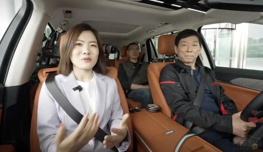 車企老板紛紛下場凹人設(shè)味道有點(diǎn)不對勁了 車企老板紛紛下場凹人設(shè)味道有點(diǎn)不對勁了