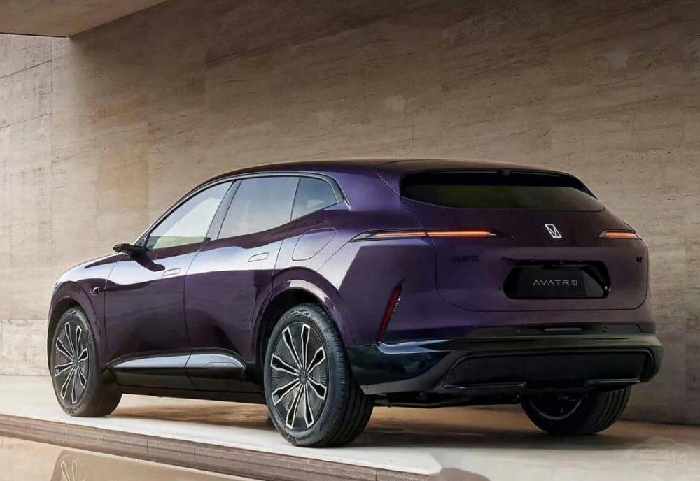 �°���ֵ���ڴ�������SUV���ԃr�ȶ����e