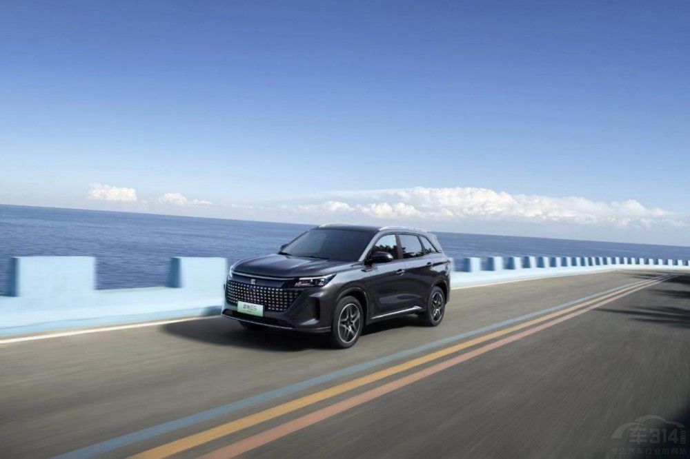 10�f(w��n)��(j��)���SUV��ô�x�������{(l��n)��c�ȁ���