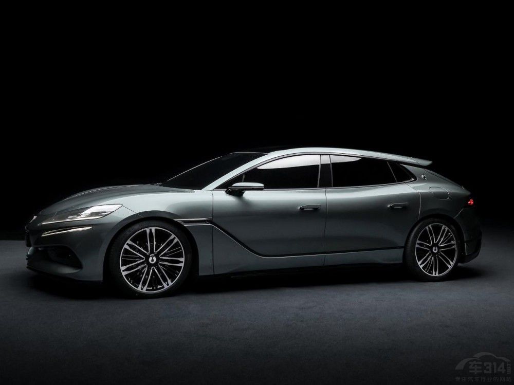 �°����@�׿�߶˺��A܇��ֵ�����֚W��