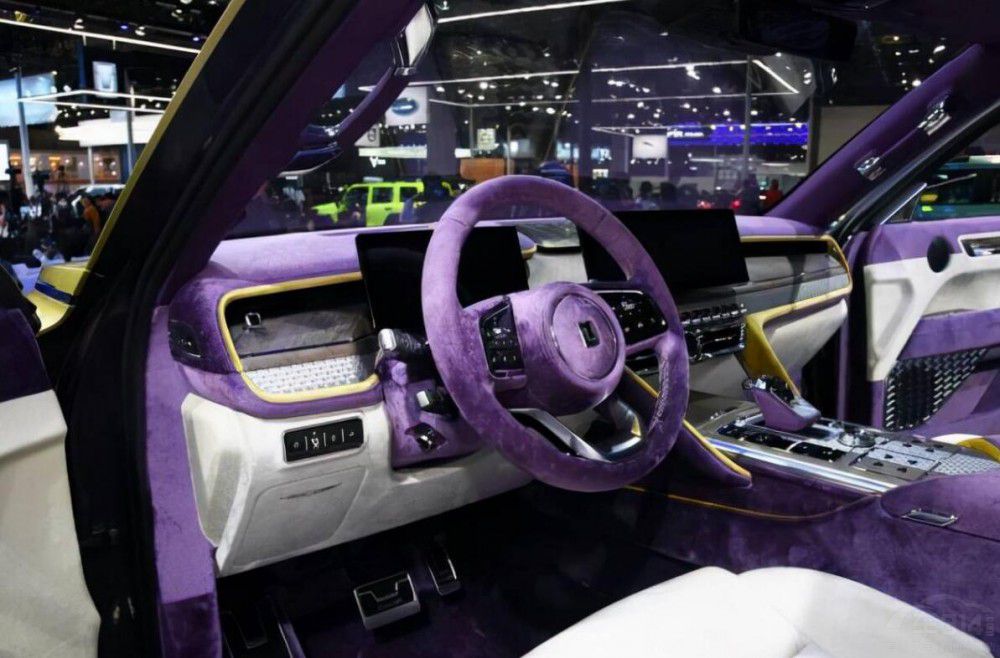 �°���߀����ЩӲ��SUV����߃r(ji��)������f