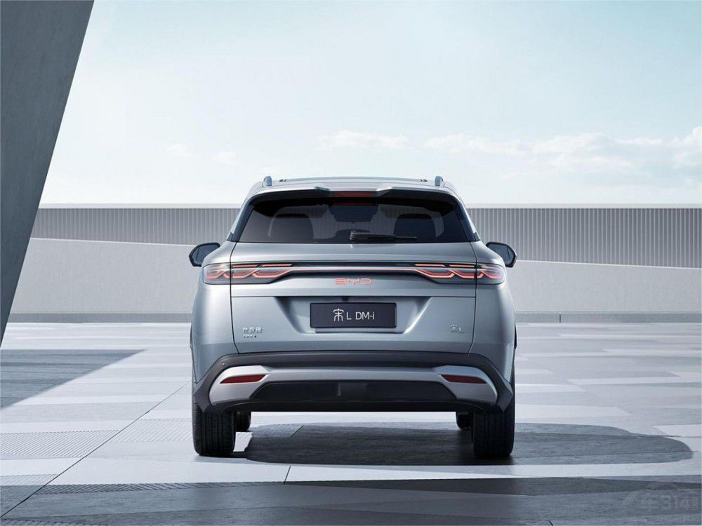 �°���ֵ�����ֵ�3�_���SUV�C�ό�����