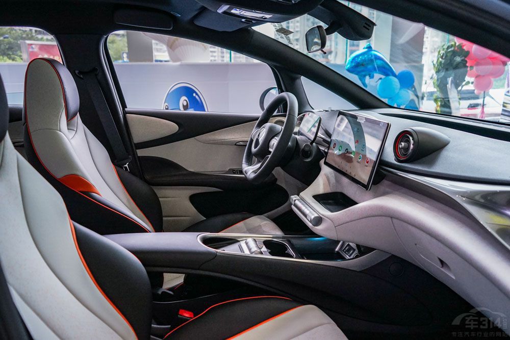 ��늴���܇�������@3������(j��ng)��(j��)��(sh��)�ݺ�ͣ܇