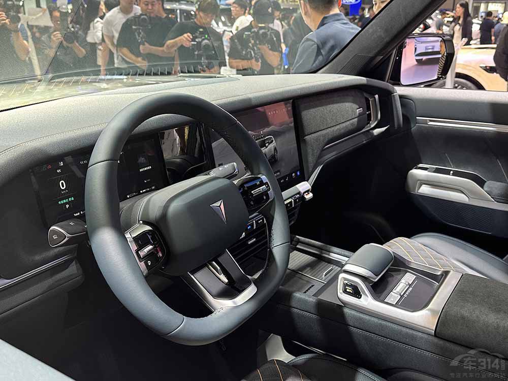 �@������(d��ng)SUV���ܽo���{¶�I(y��ng)�ӷֲ���