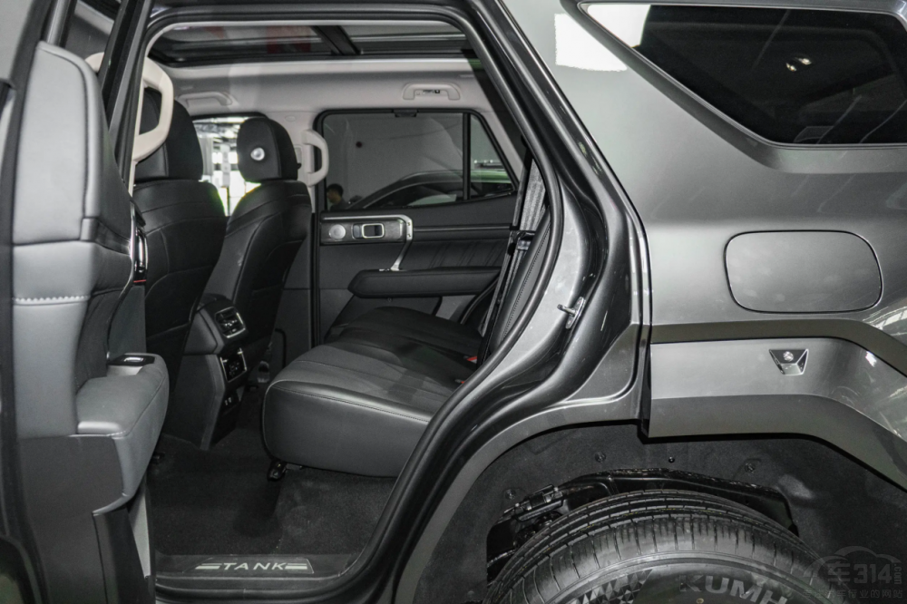  ���a(ch��n)Ӳ��SUV�ġ��QِȦ�����̱���5�c̹��