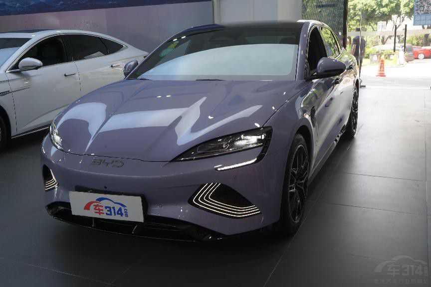 ����EV����С��SU7��һ�늄�܇�@���x