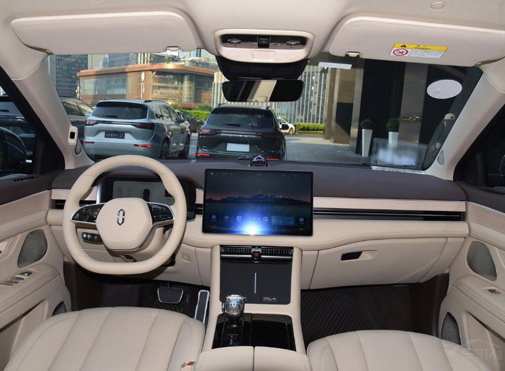 �A(y��)�㲻��30�f(w��n)���I(m��i)��(gu��)�a(ch��n)SUV��ʡ���ָ���