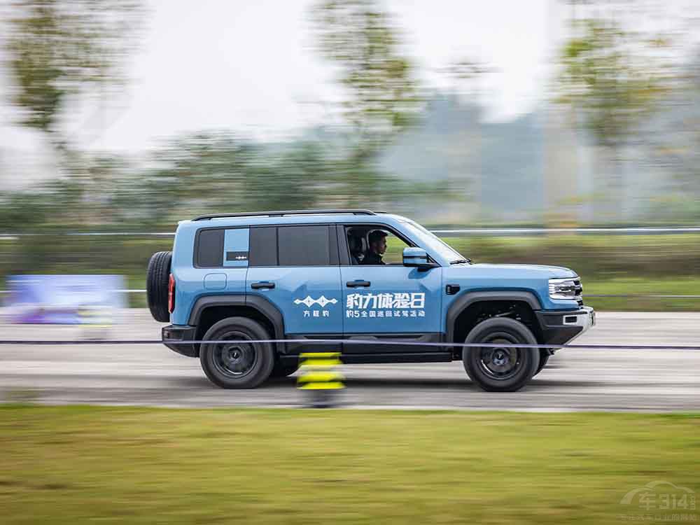 �A(y��)�㲻��30�f(w��n)���I(m��i)��(gu��)�a(ch��n)SUV��ʡ���ָ���