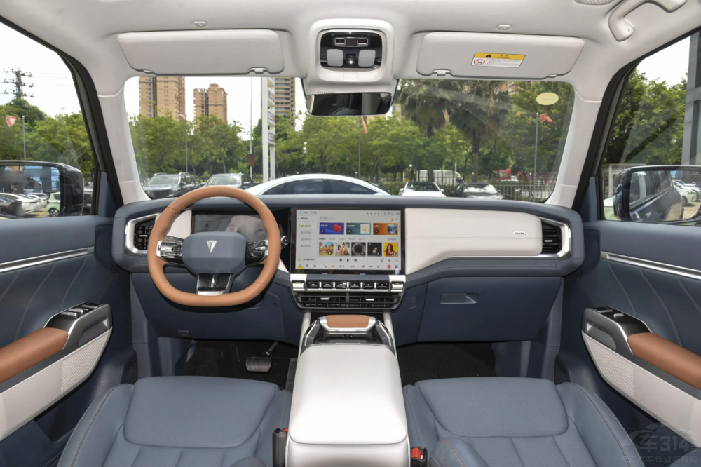 深藍(lán)G318方程豹豹5誰(shuí)是越野愛(ài)好者心頭好 深藍(lán)G318方程豹豹5誰(shuí)是越野愛(ài)好者心頭好