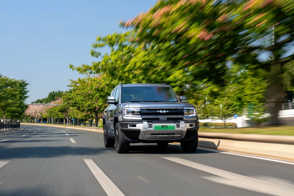 ԽҰ�ۺ����@���_���̱���5̹��400 Hi4-T