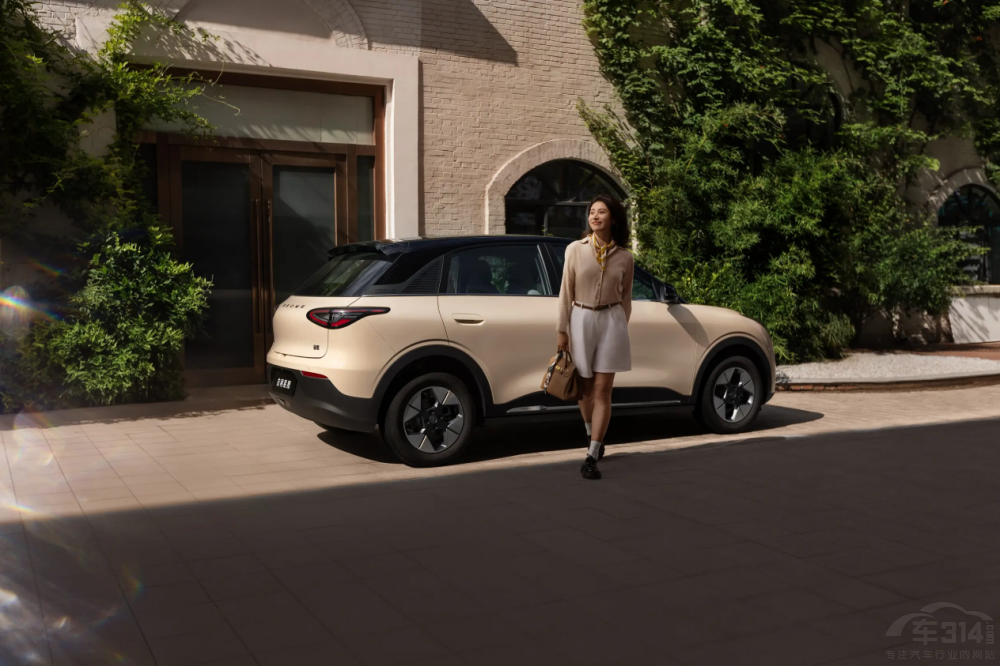 �@�׿���ý�(j��ng)��С܇���Qͬ���ԃr��֮����