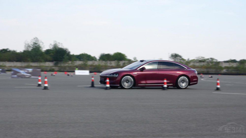 ��(sh��)�y(c��)����S9�ױP�����A�I܇�ĵױPʲô�ӣ�