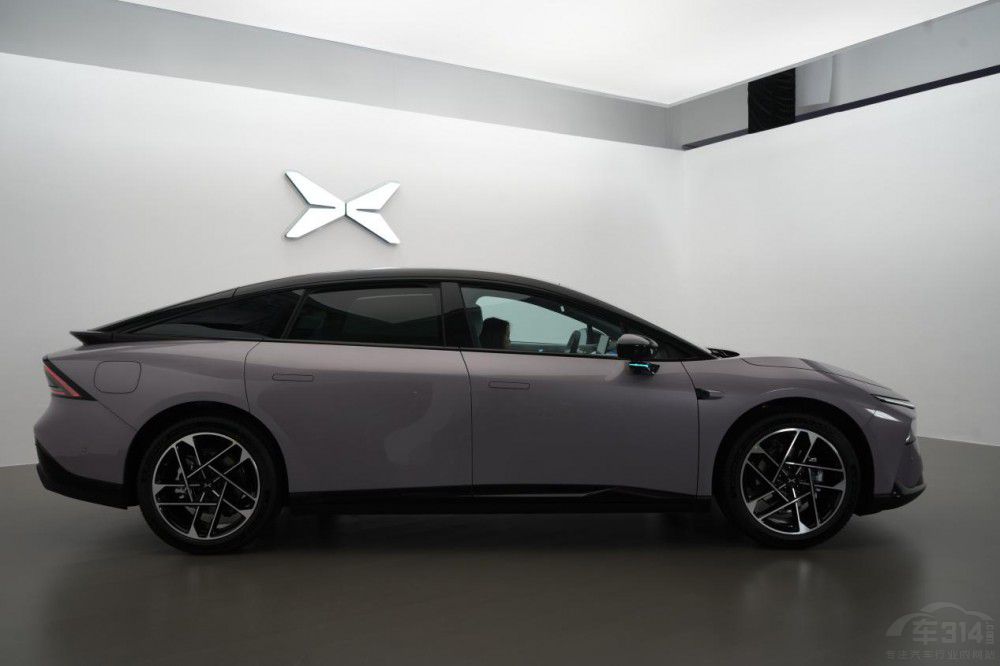 С�iP7+����С��SU7�����v܇��ֵ������