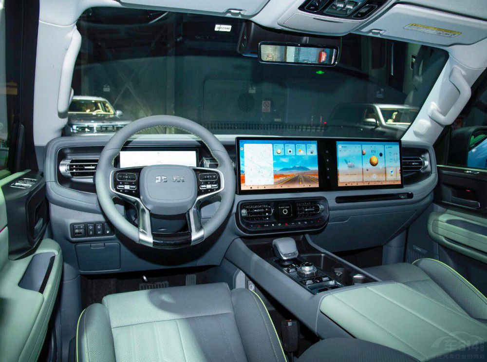 �V��܇չ�����SUV����r(ji��)�������c(di��n)����