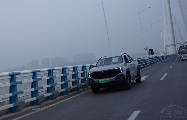 �Ҹ��V���L(zh��ng)���C�ֵđ��⌍(sh��)�������ж���(qi��ng)��