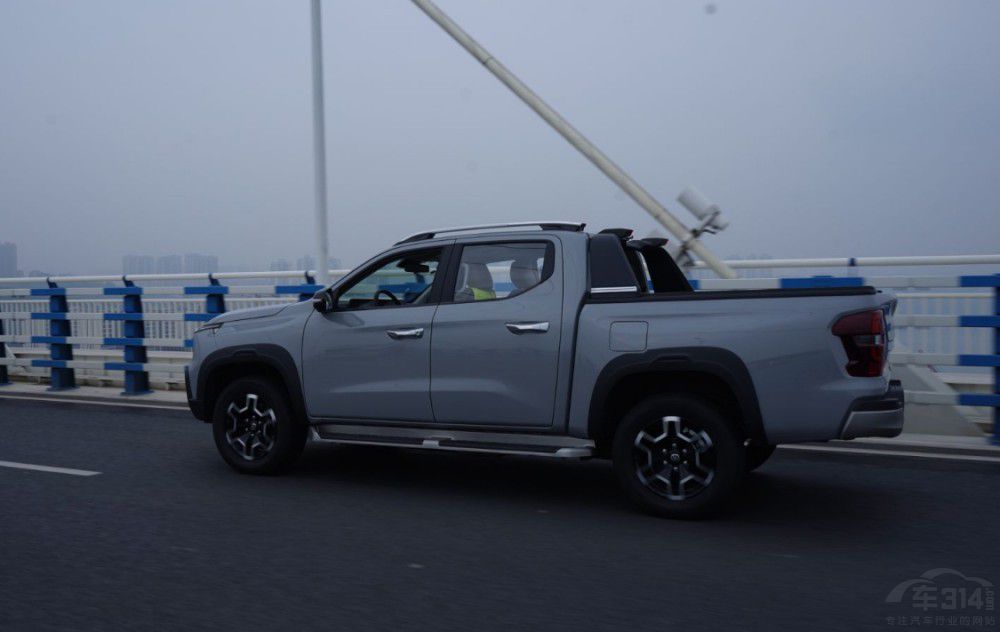 �Ҹ��V���L(zh��ng)���C�ֵđ��⌍(sh��)�������ж���(qi��ng)��