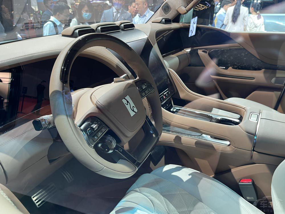 ��ȸߟ�Ⱥ�܇�P�c(di��n)������M9��Ȼ��������