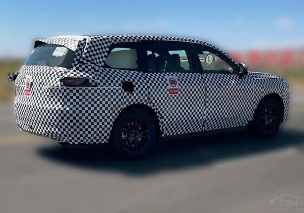 2025���ɶ��� �����@�׿�SUV̫��θ����