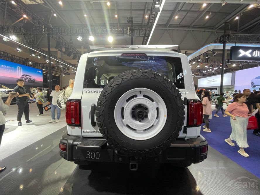 20�f���ԃr��ԽҰ܇ ����̹��300߀���l��