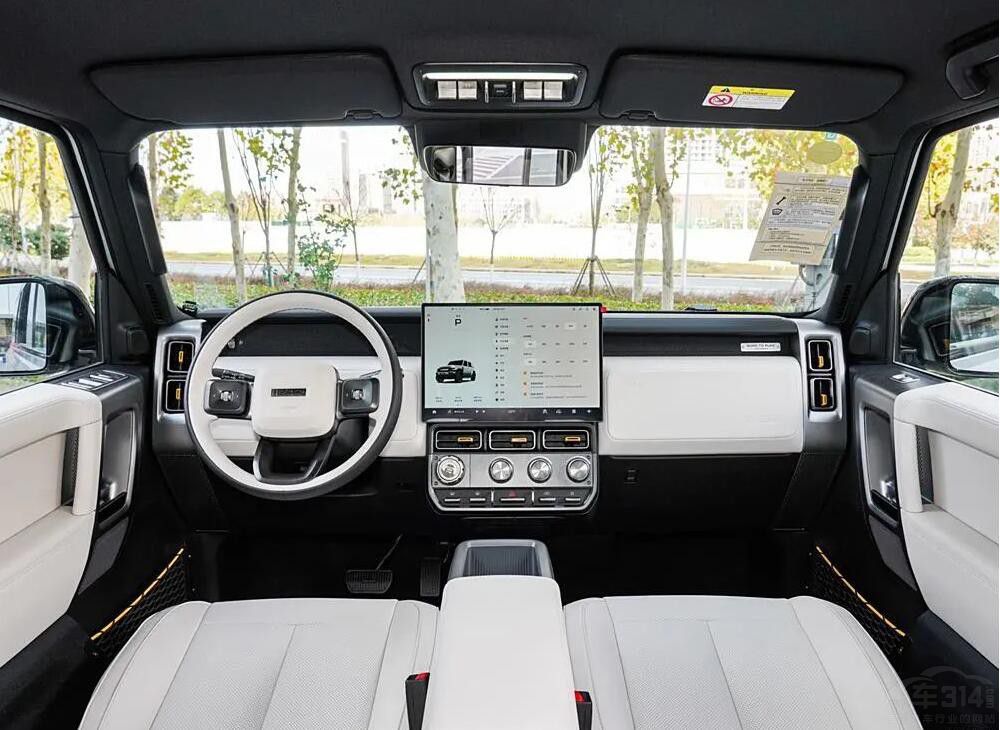 �͵ø��e�˲�һ�� ���БB(t��i)�ȡ���SUV��ô�x��