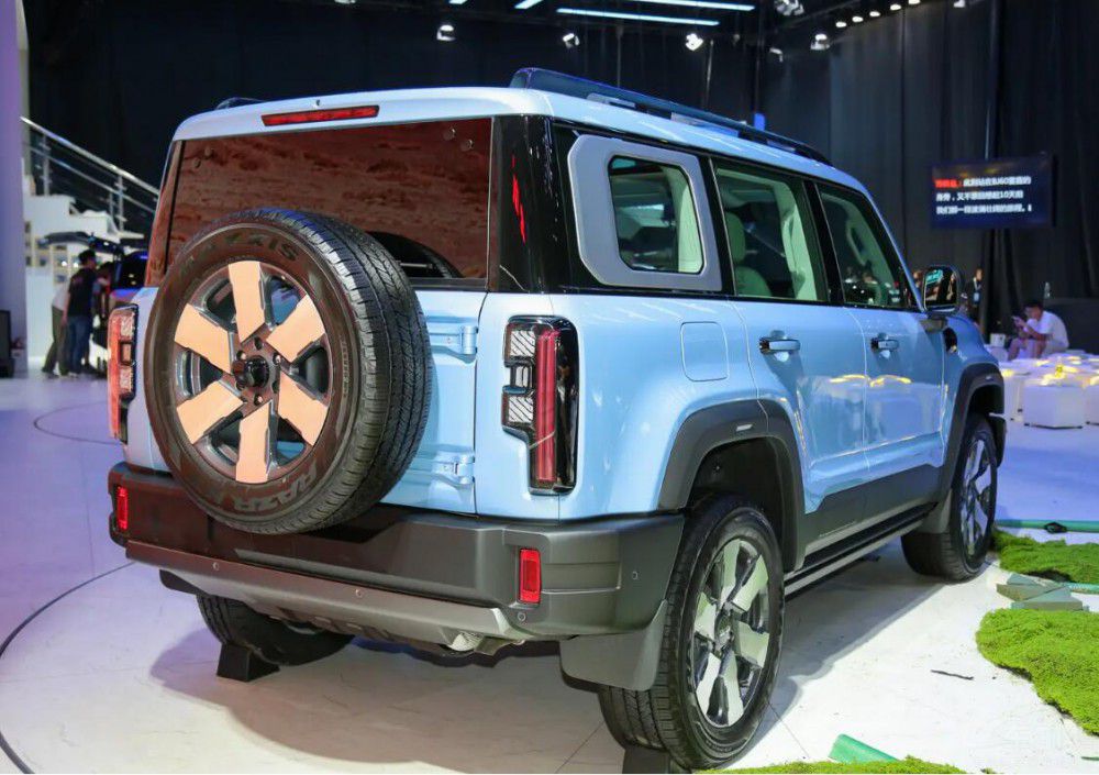 ����Ӳ���L(f��ng)��ĳ���SUV���@������e��