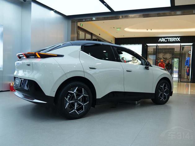 15�f(w��n)Ԫ���ң���ɶ����ȫ��С܇ֵ���I��