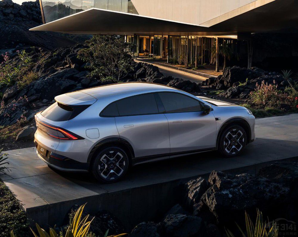 30多萬(wàn)購(gòu)車(chē)預(yù)算 蹲這三款SUV新車(chē)準(zhǔn)沒(méi)錯(cuò) 30多萬(wàn)購(gòu)車(chē)預(yù)算 蹲這三款SUV新車(chē)準(zhǔn)沒(méi)錯(cuò)