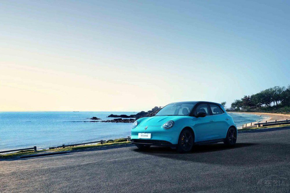 �@����늄�(d��ng)С܇��(y��u)��̫�����I����ٍ����