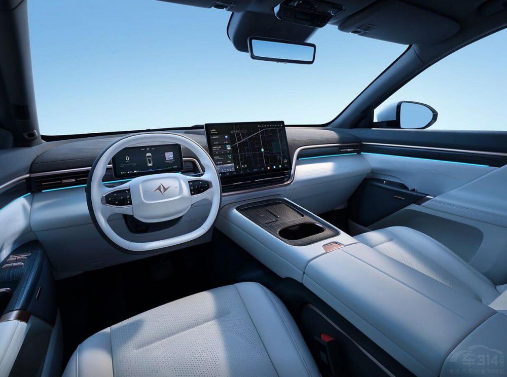 30�f(w��n)�A(y��)�� �����@�׿����µġ����󱭡�SUV