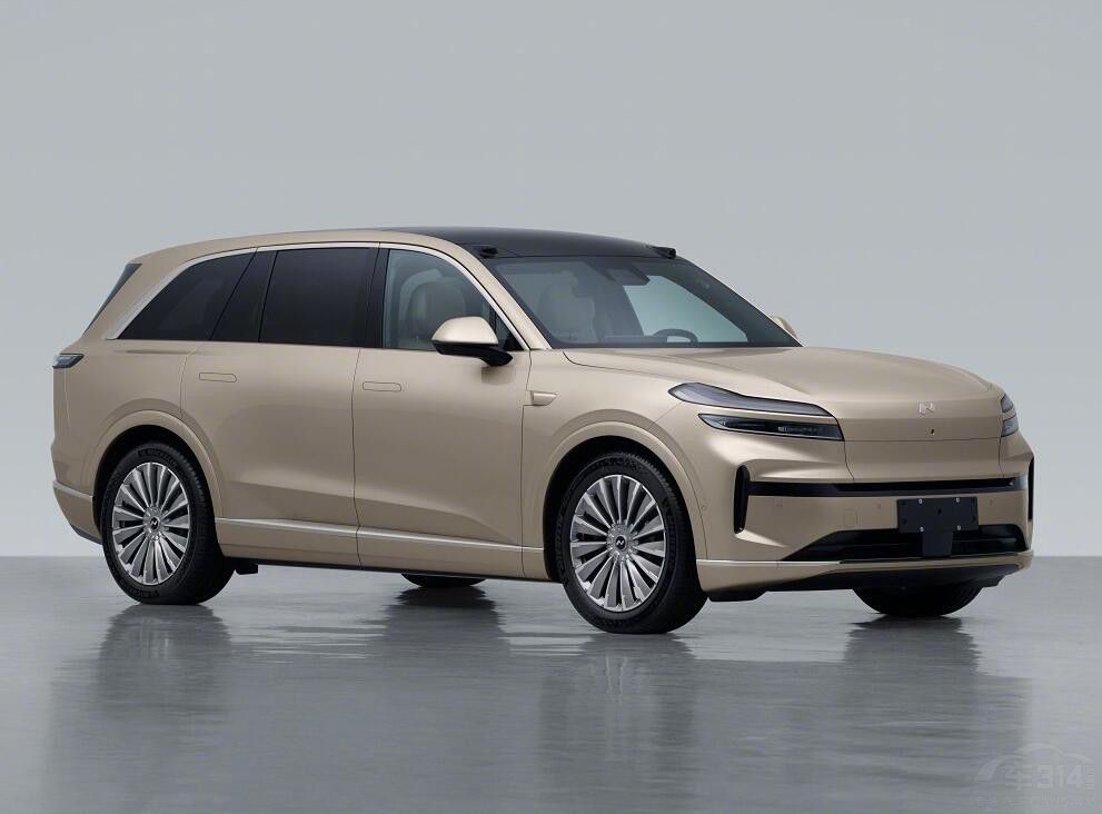 �Ϻ�܇(ch��)չ����T(m��n)��SUV����ͦ�F�����Ќ�(sh��)��