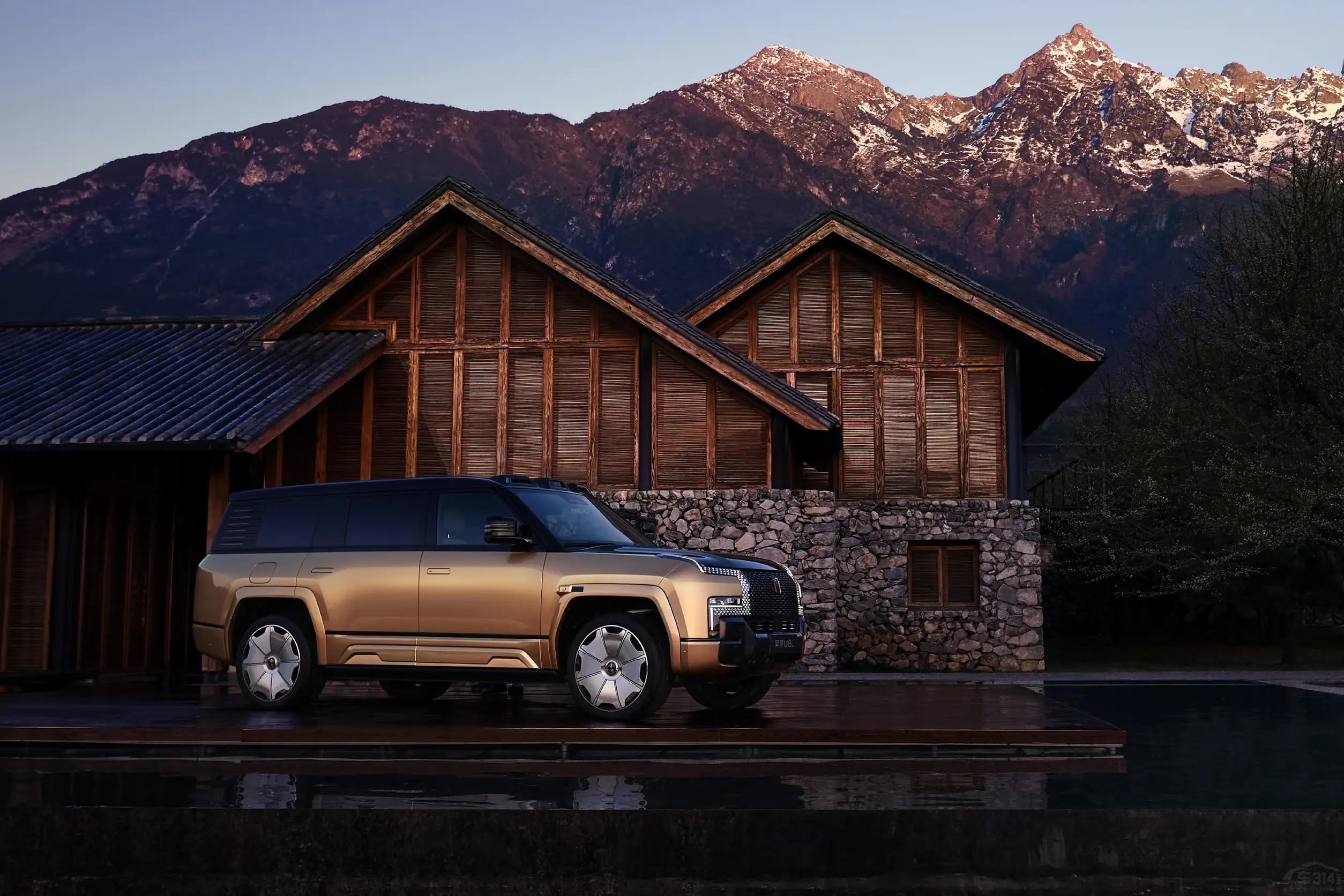 �������u���L���L���p�Љ�