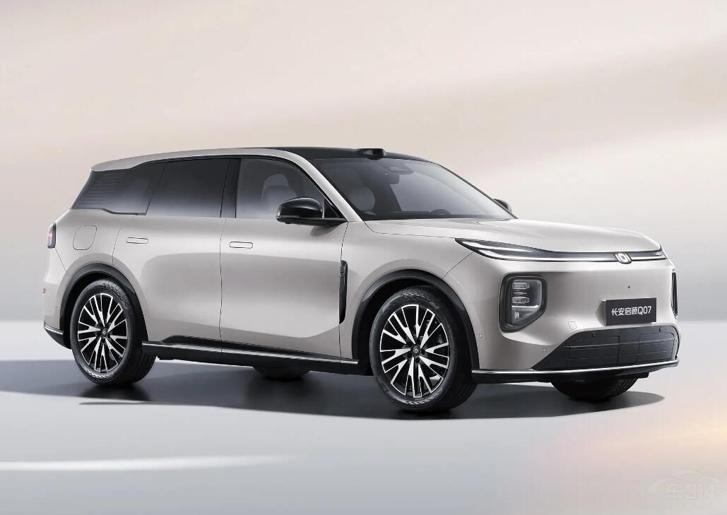 20�f��(j��)���a(ch��n)SUV����x�@�׿�׌��������M