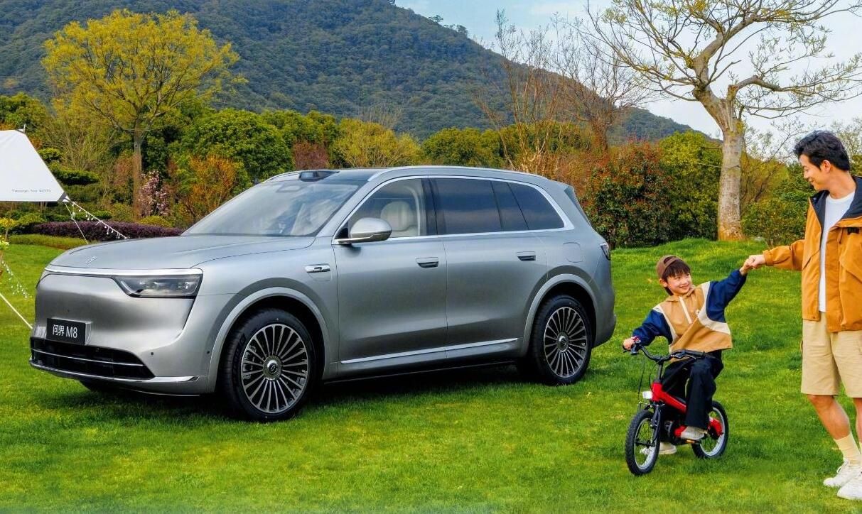 ���IBBA��Ԓ���A(y��)��20�f+��ɶ������ƽ�桱��