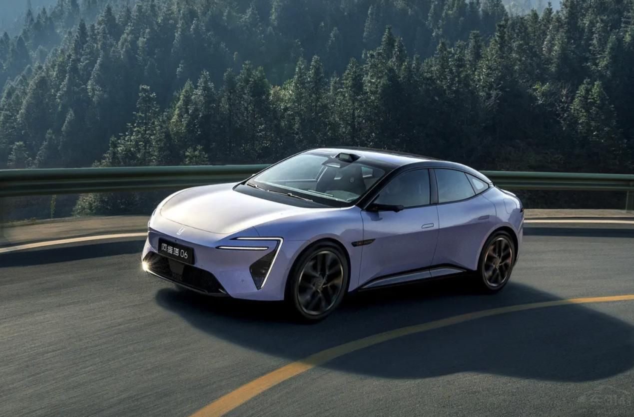 ���ɳɸ߶��Ј�(ch��ng)��һ�硱 С�i�N������ӛ���