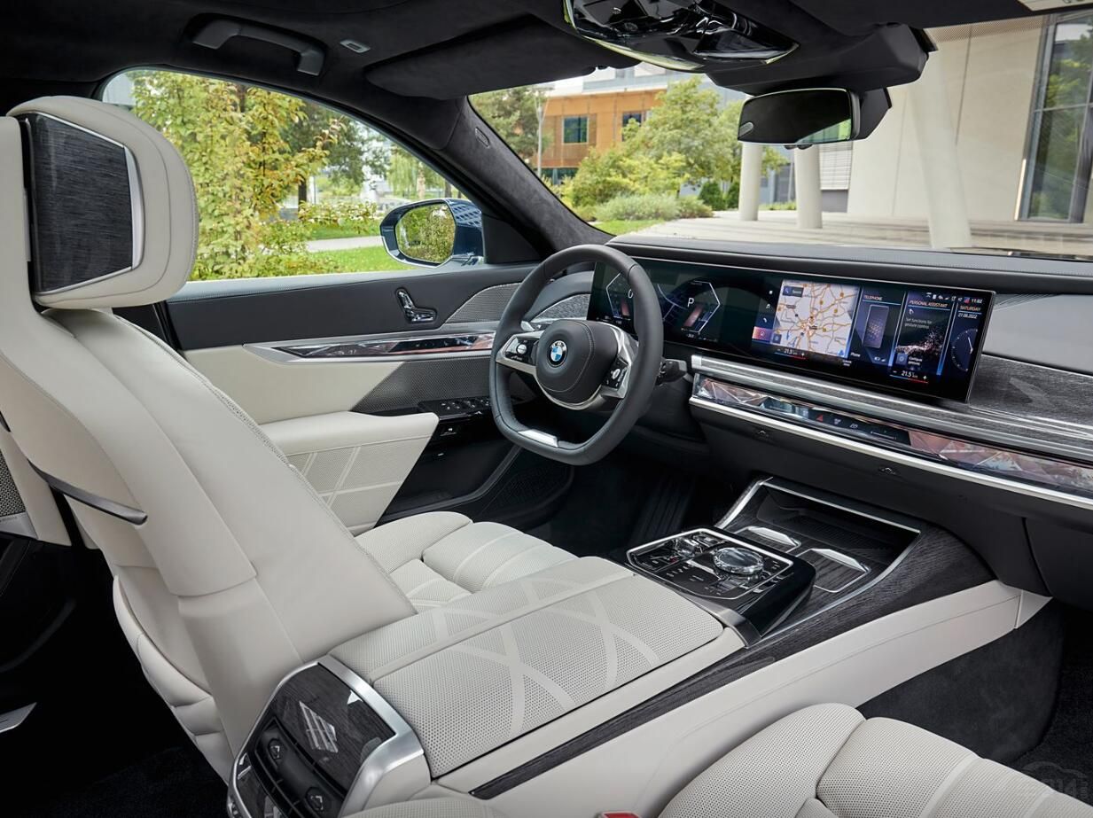 ȫ��λ�A�������S800��(du��)�Ȍ��R740Li