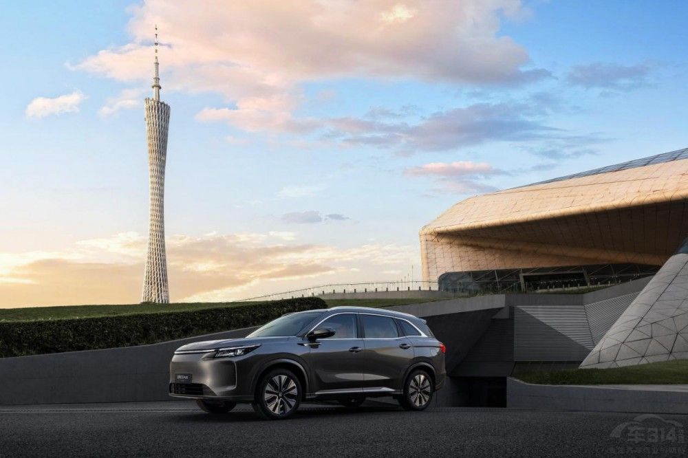 ʮ�f�����SUV����(qi��ng)���Q���l��ȫ���I(l��ng)�ȣ�