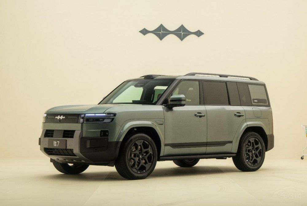 ���F�Mֹ���f���ɶ�܇չ4���ذ�����SUV