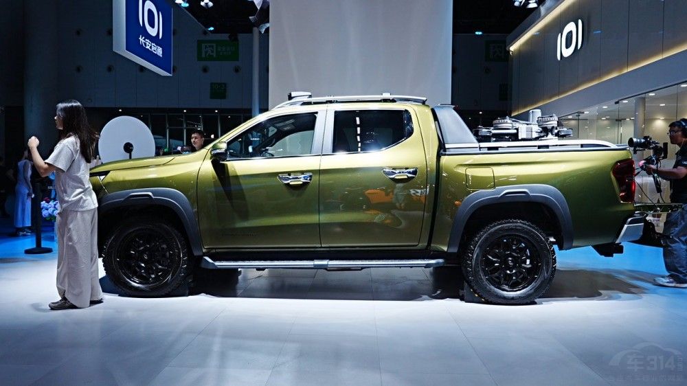 �ɶ�܇չ���͵�ԽҰ������Ӳ�h���ñ؂���