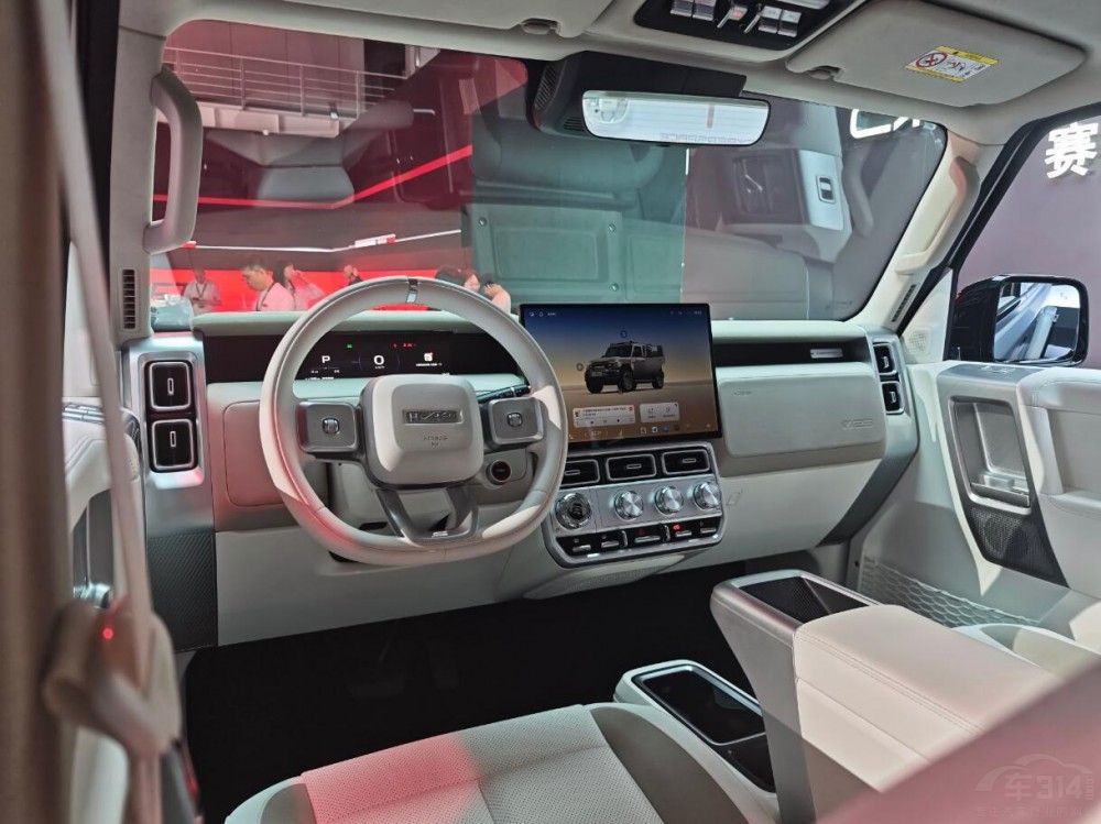 9���������µ�SUV�P�c(di��n)���������I�Ŀ���