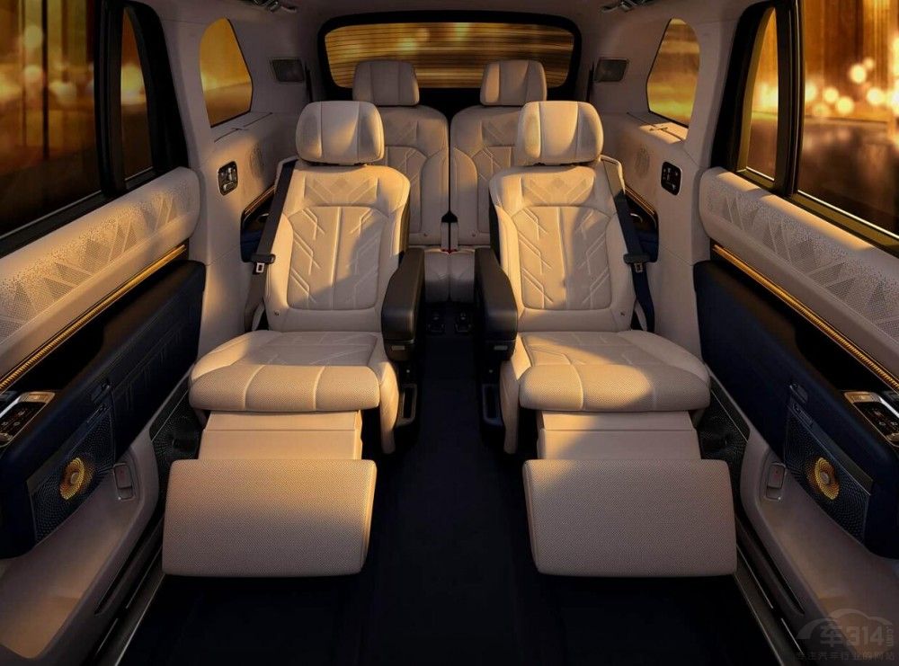 50�f����ŞSUV�°������O�9X�Ŀ�ֵ���I��