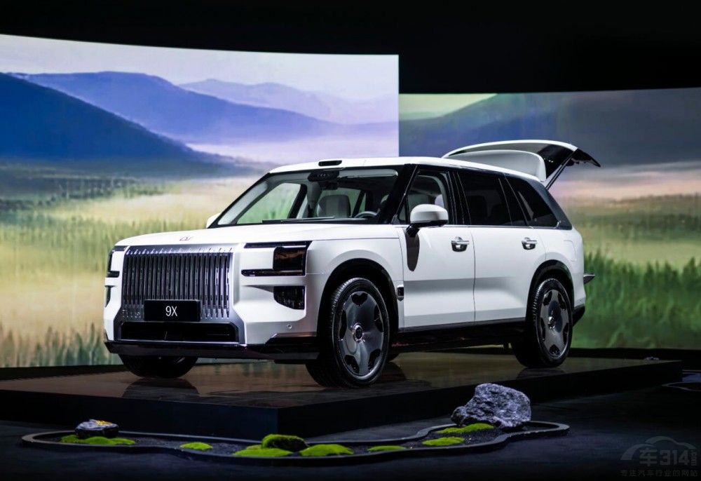 50�f����ŞSUV�°������O�9X�Ŀ�ֵ���I��