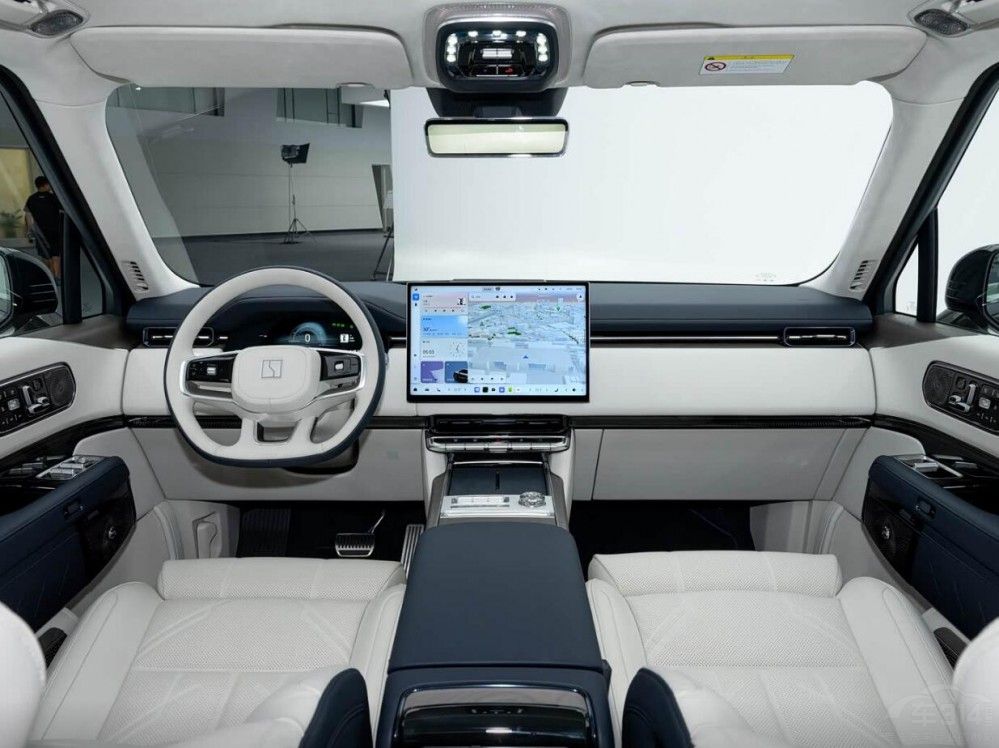 50�f����ŞSUV�°������O�9X�Ŀ�ֵ���I��