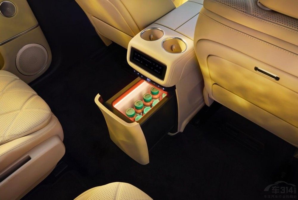 20 萬級 SUV 黑馬奇瑞風(fēng)云 T11 哪款值得買 20 萬級 SUV 黑馬奇瑞風(fēng)云 T11 哪款值得買