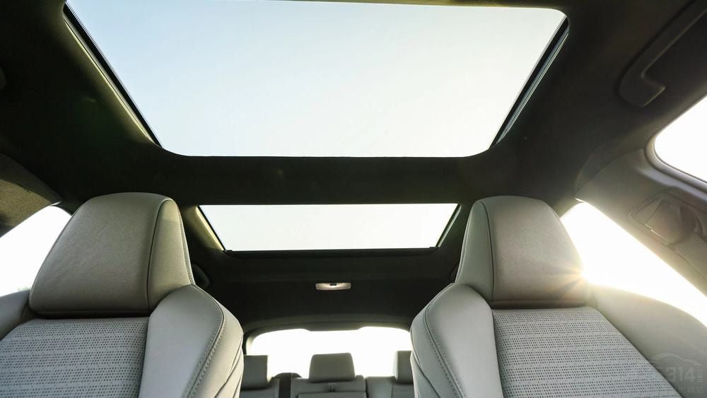 һ���S��bZϵ�м��SUV bZ4X�_���A(y��)��