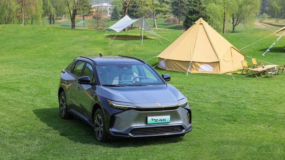 һ���S��bZϵ�м��SUV