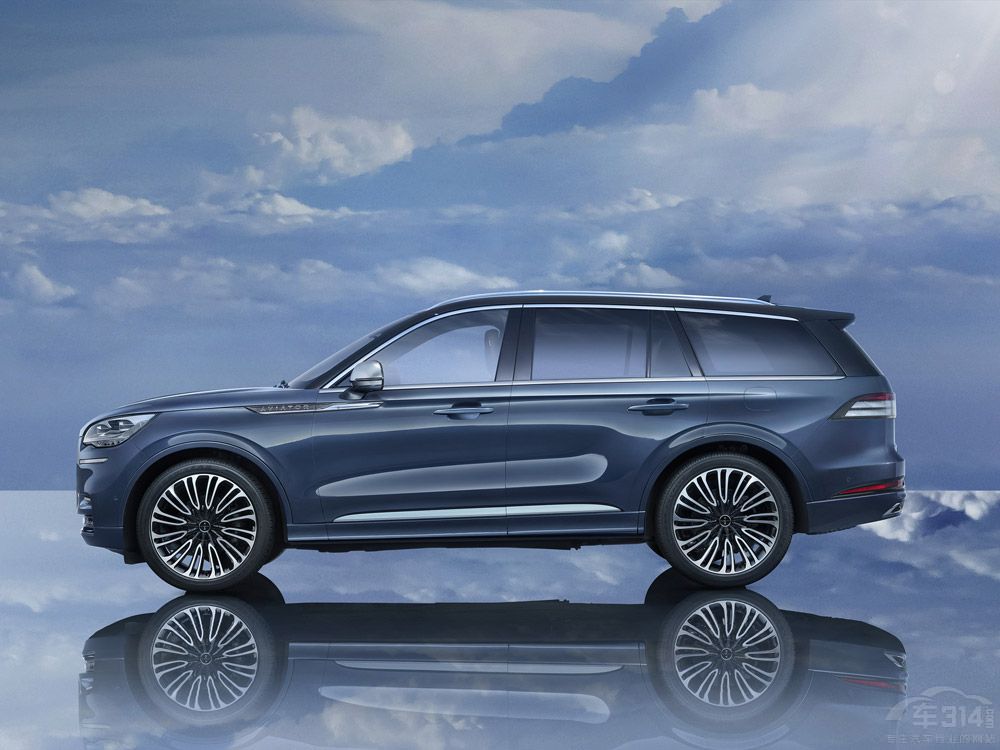 個個看點(diǎn)十足 盤點(diǎn)重慶車展五款重磅新車 個個看點(diǎn)十足 盤點(diǎn)重慶車展五款重磅新車