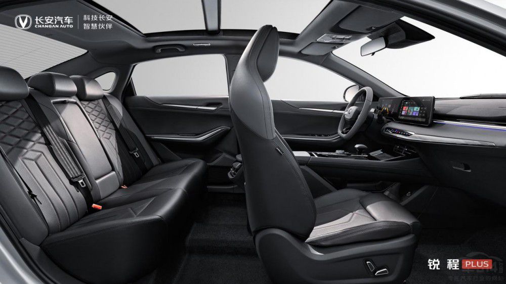 智慧加持 長安銳程PLUS實車官圖正式發(fā)布 智慧加持 長安銳程PLUS實車官圖正式發(fā)布
